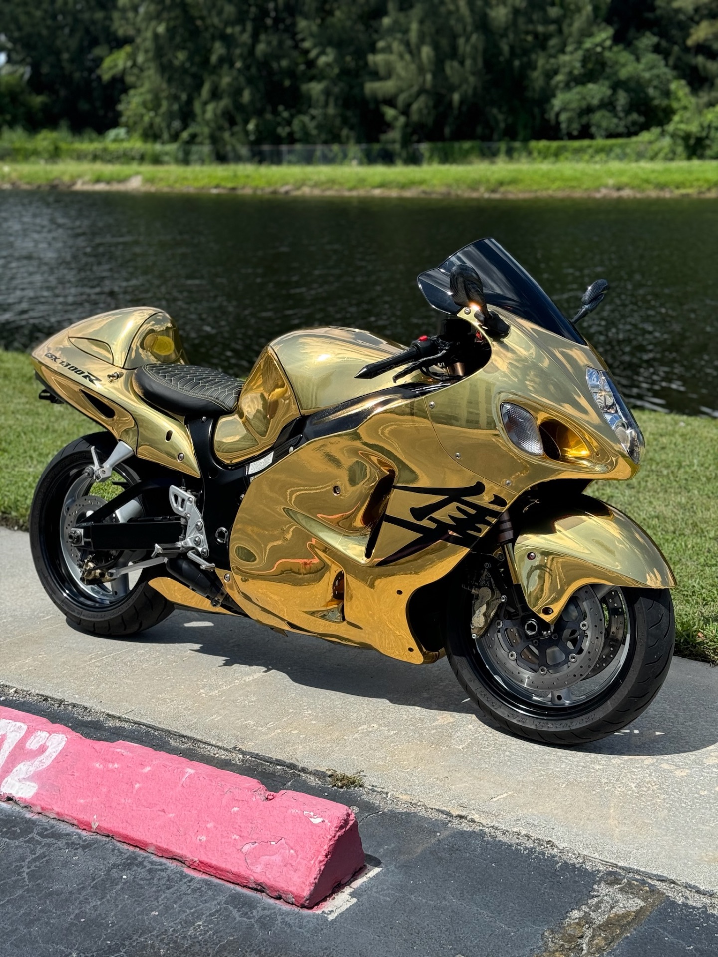 2006 Suzuki Hayabusa™ 1300 in North Miami Beach, Florida - Photo 2