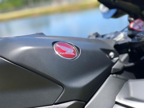2018 Honda CBR1000RR in North Miami Beach, Florida - Photo 8