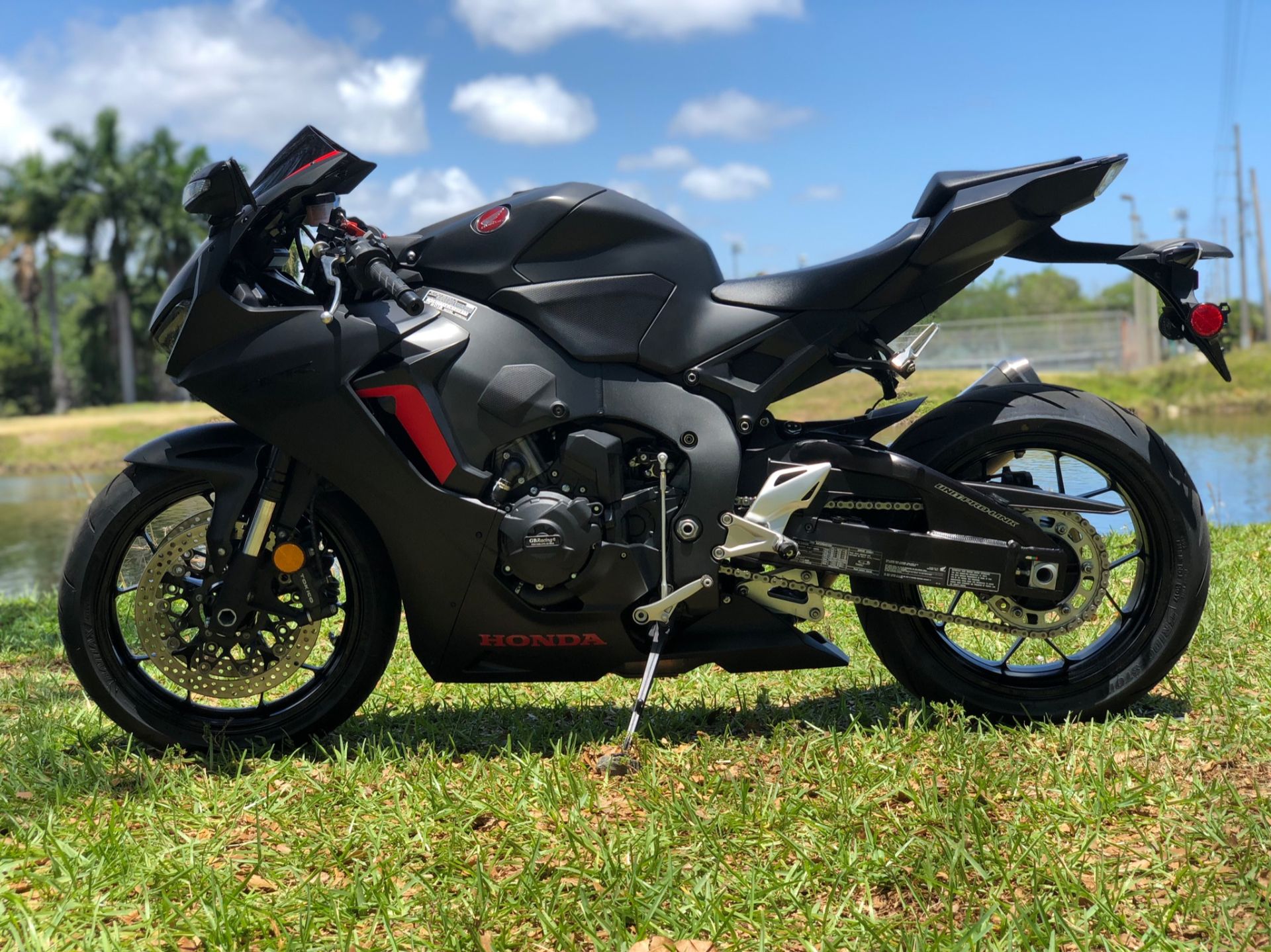 2018 Honda CBR1000RR in North Miami Beach, Florida - Photo 16