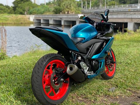 2021 Yamaha YZF-R3 ABS in North Miami Beach, Florida - Photo 3