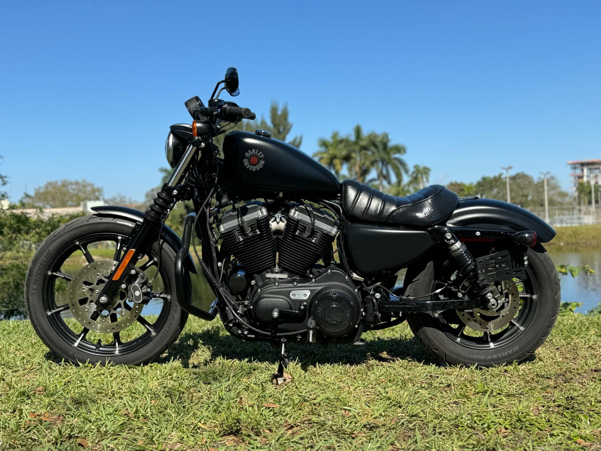 2020 Harley-Davidson Iron 883™ in North Miami Beach, Florida - Photo 12