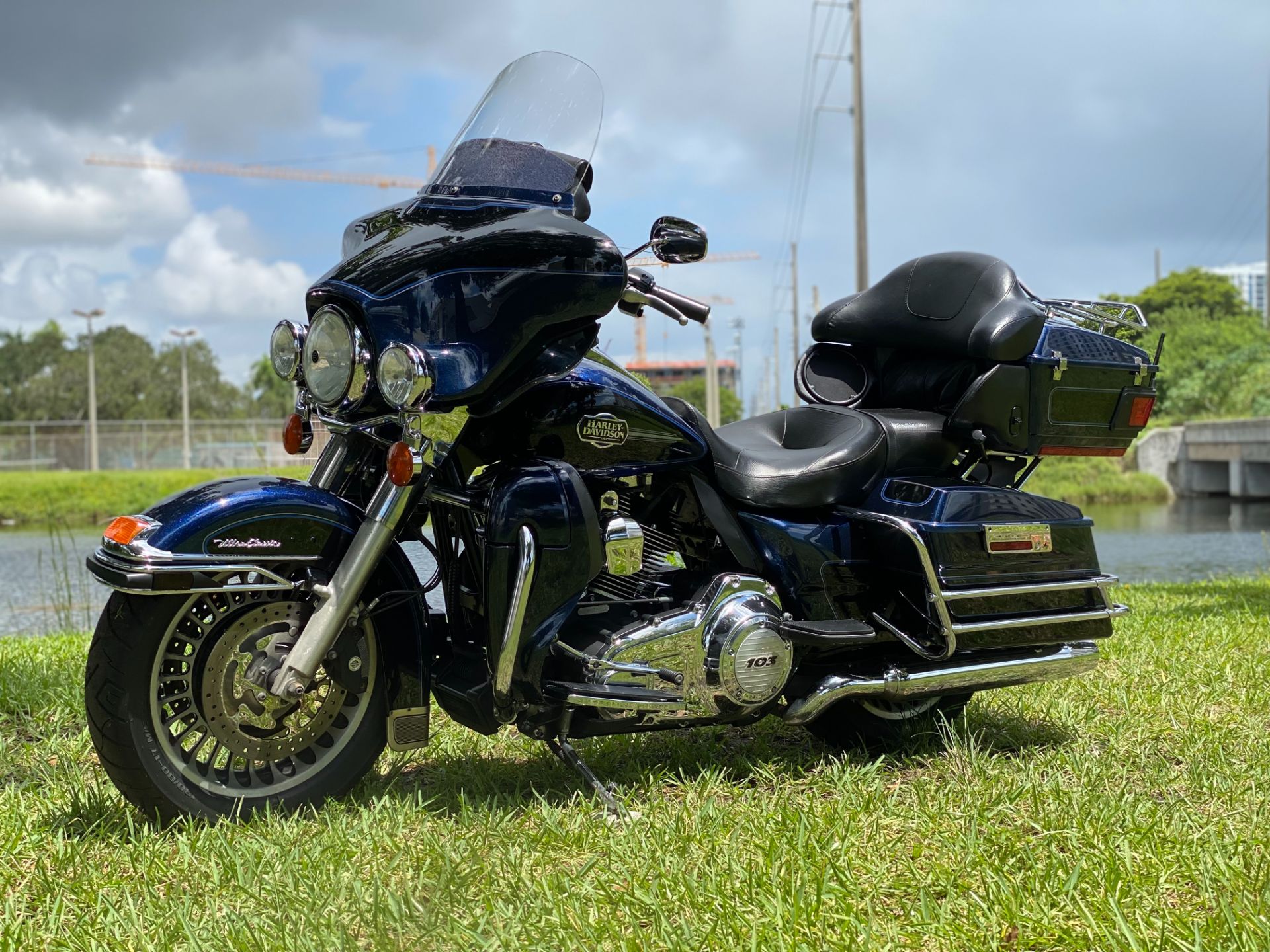 2013 Harley-Davidson Ultra Classic® Electra Glide® in North Miami Beach, Florida - Photo 9