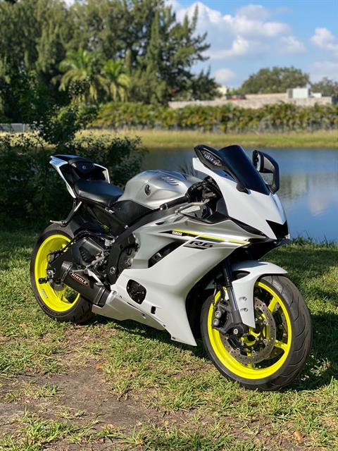 2017 Yamaha YZF-R6 in North Miami Beach, Florida - Photo 2