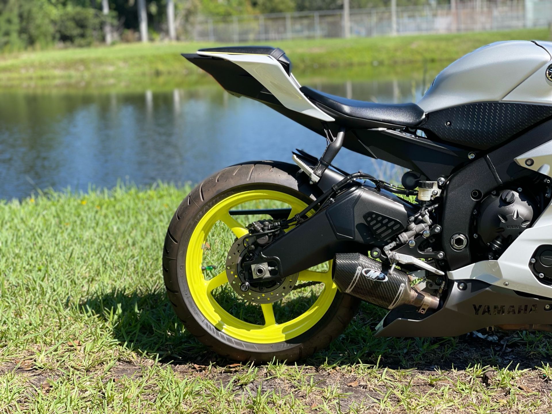 2017 Yamaha YZF-R6 in North Miami Beach, Florida - Photo 5