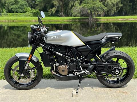 2019 Husqvarna Vitpilen 701 in North Miami Beach, Florida - Photo 14