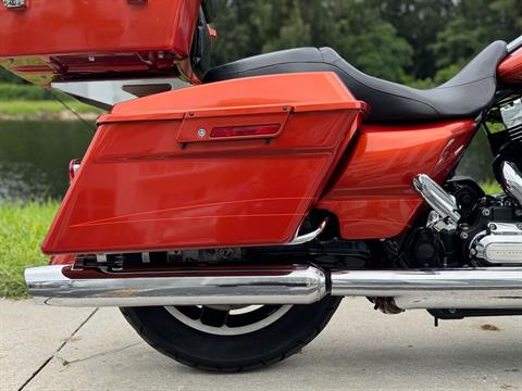 2011 Harley-Davidson Road Glide® Custom in North Miami Beach, Florida - Photo 5