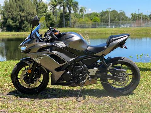 2021 Kawasaki Ninja 650 in North Miami Beach, Florida - Photo 17