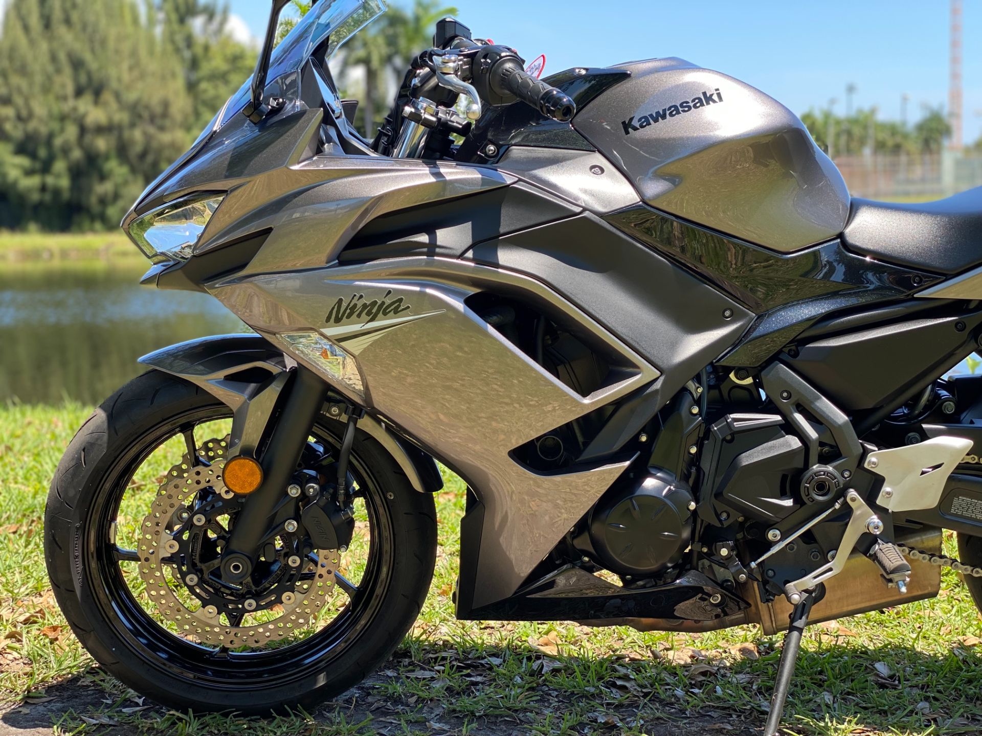 2021 Kawasaki Ninja 650 in North Miami Beach, Florida - Photo 22
