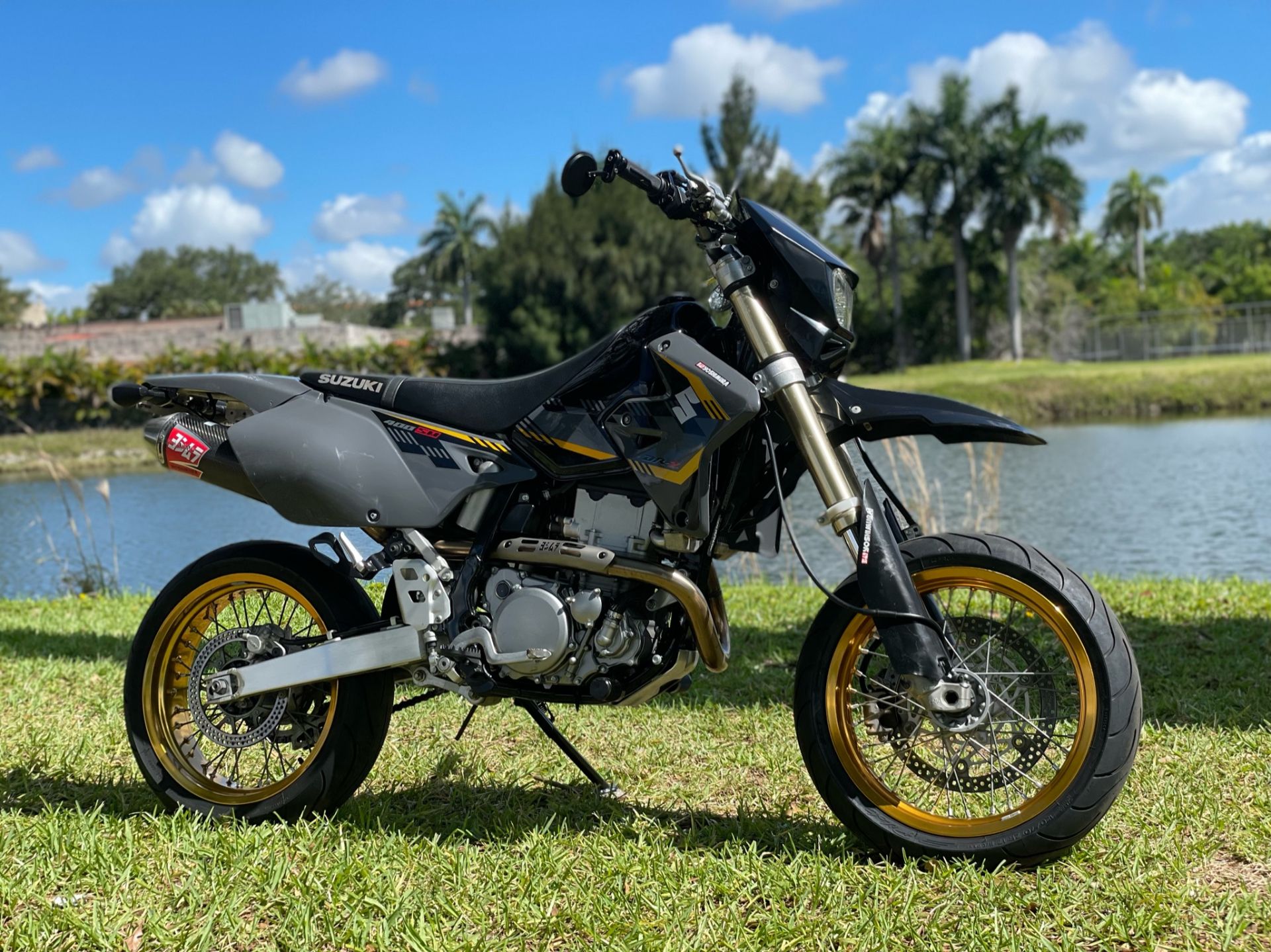 2016 Suzuki DR-Z400SM in North Miami Beach, Florida - Photo 1