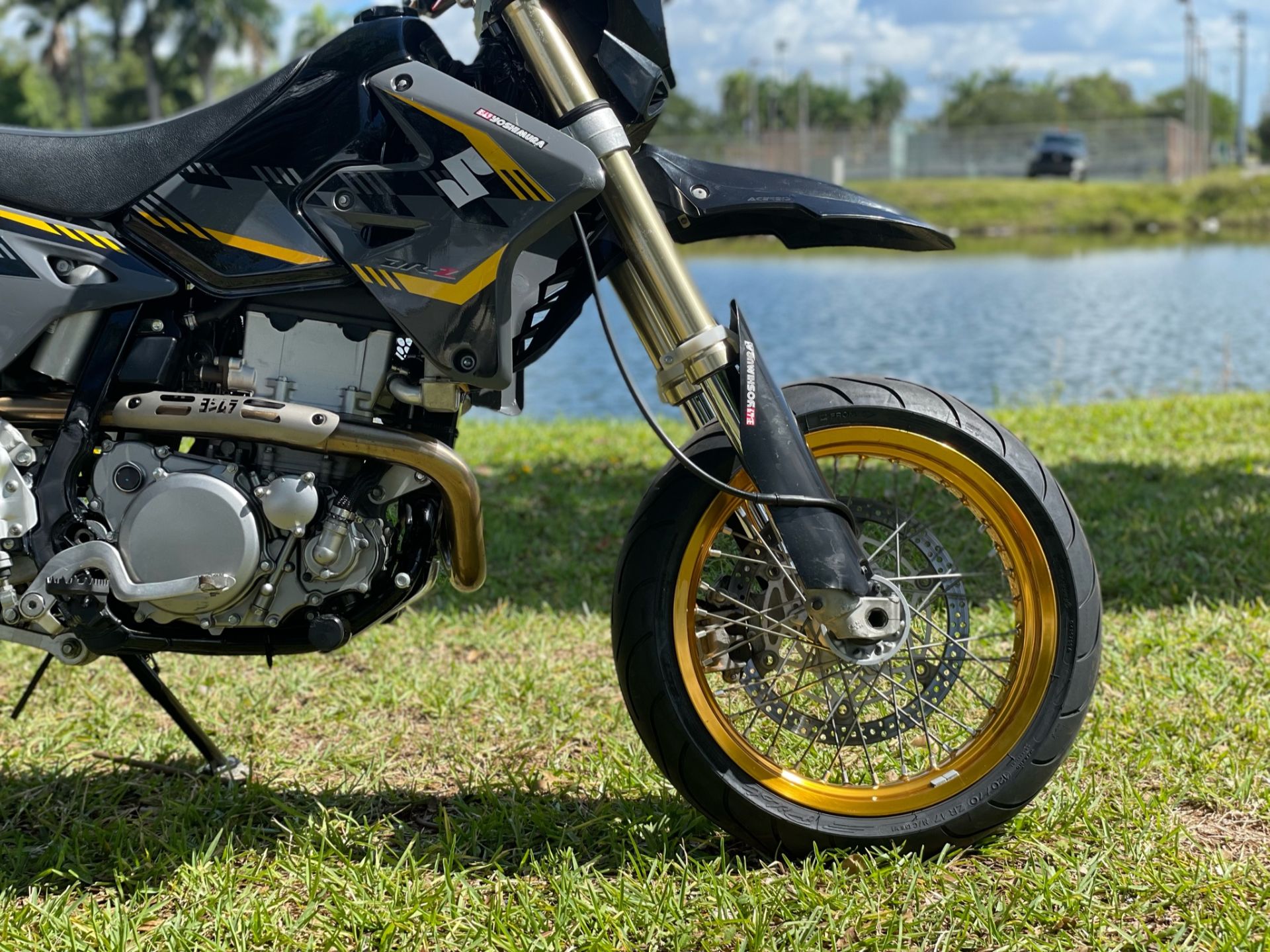 2016 Suzuki DR-Z400SM in North Miami Beach, Florida - Photo 5
