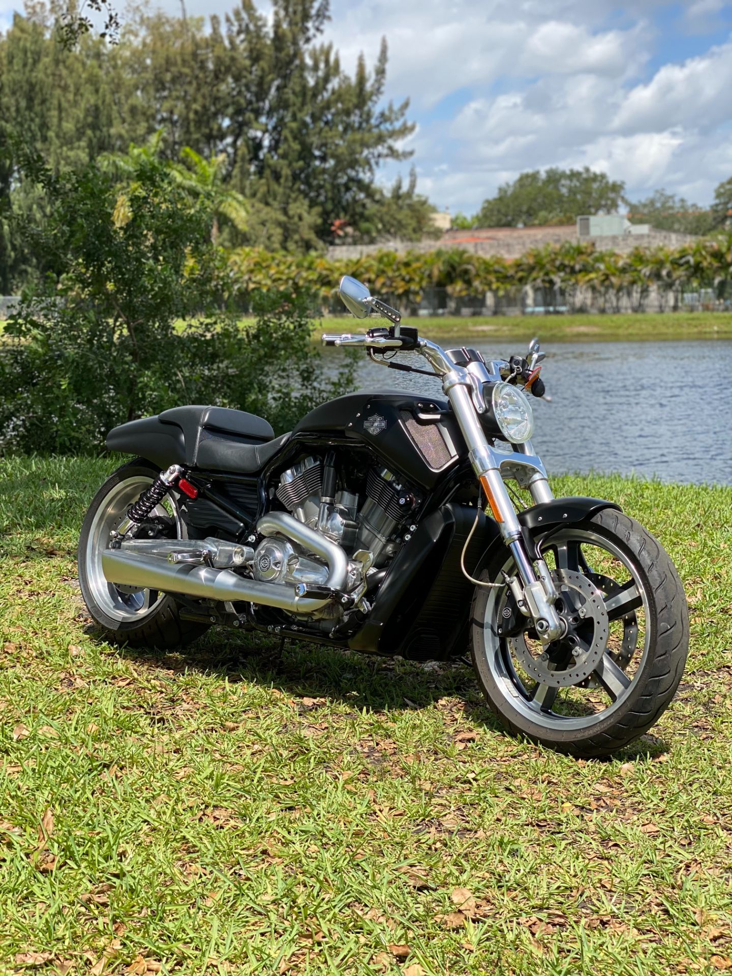 2013 Harley-Davidson V-Rod Muscle® in North Miami Beach, Florida - Photo 4