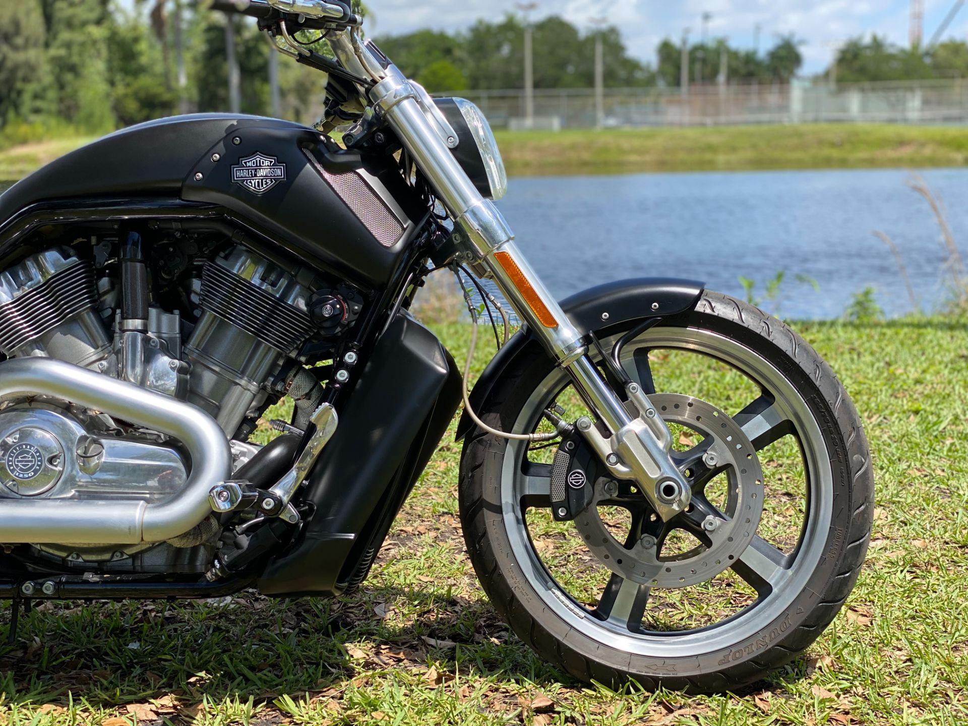 2013 Harley-Davidson V-Rod Muscle® in North Miami Beach, Florida - Photo 10