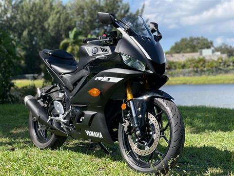 2019 Yamaha YZF-R3 in North Miami Beach, Florida - Photo 1