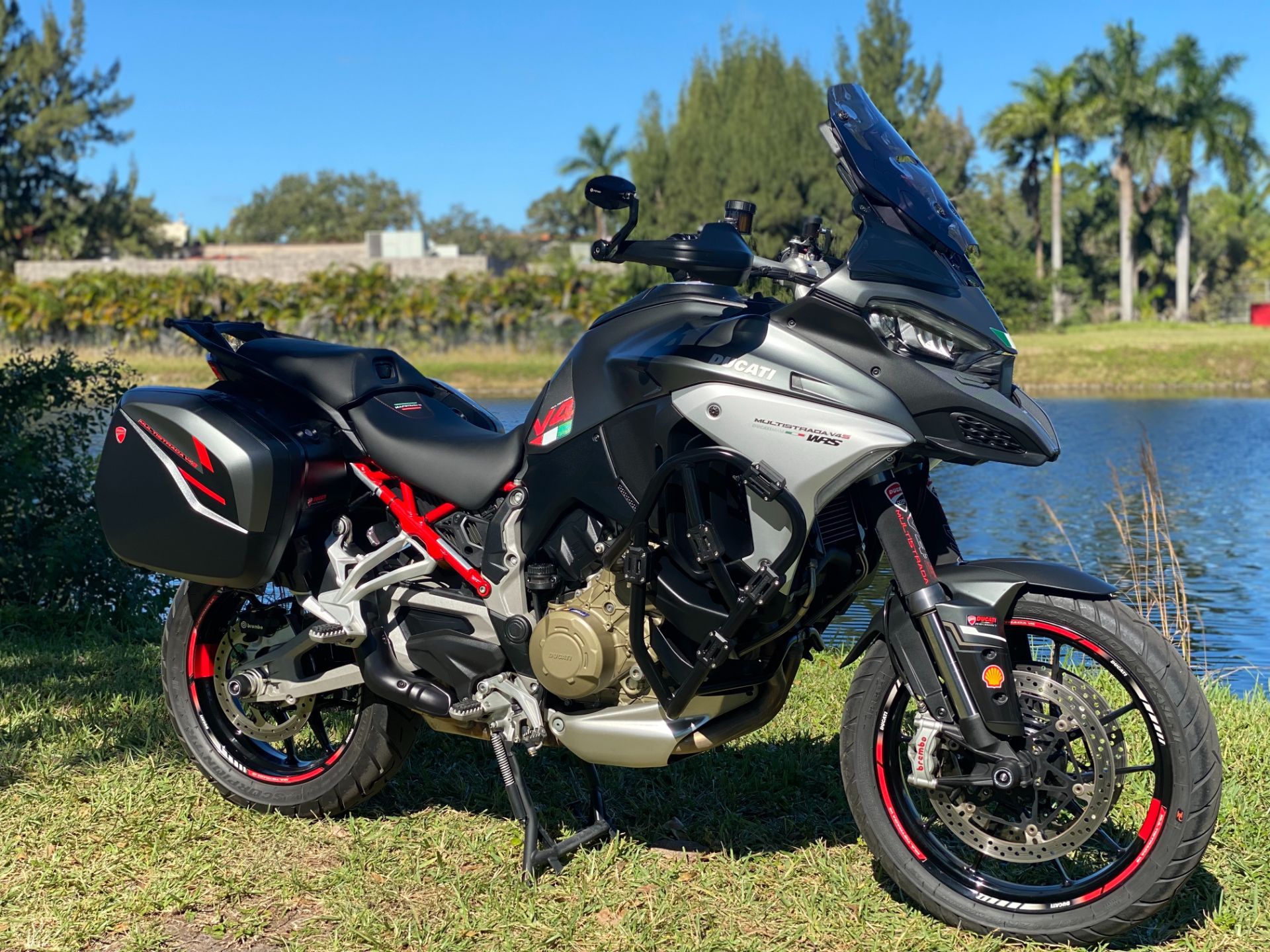2021 Ducati Multistrada V4 S Travel & Radar in North Miami Beach, Florida - Photo 1