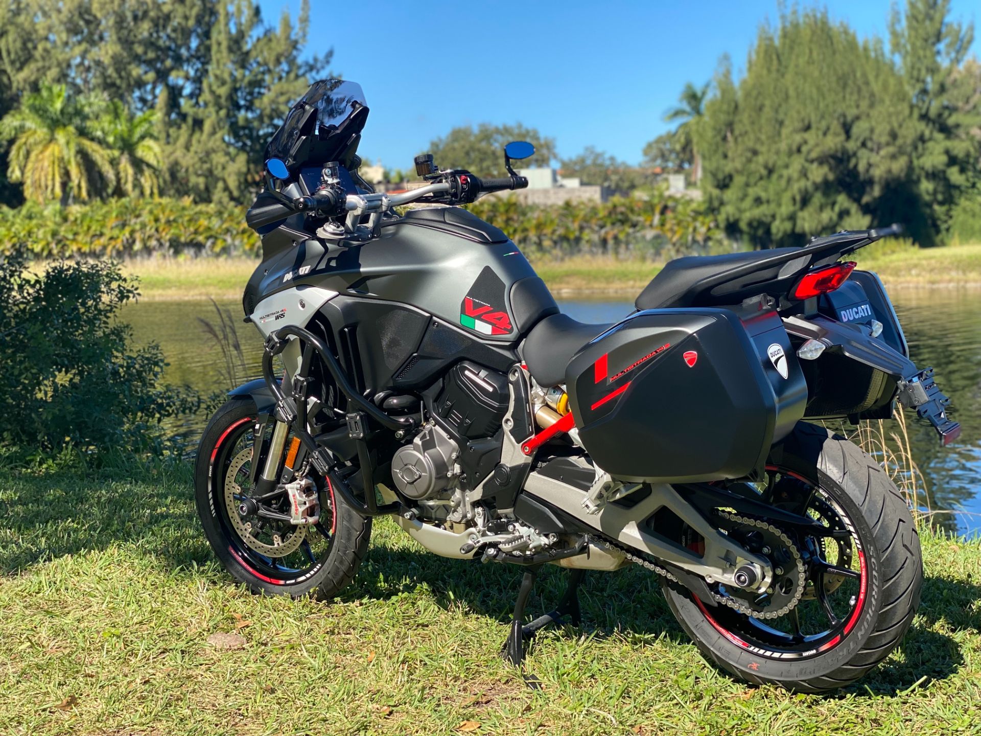 2021 Ducati Multistrada V4 S Travel & Radar in North Miami Beach, Florida - Photo 19