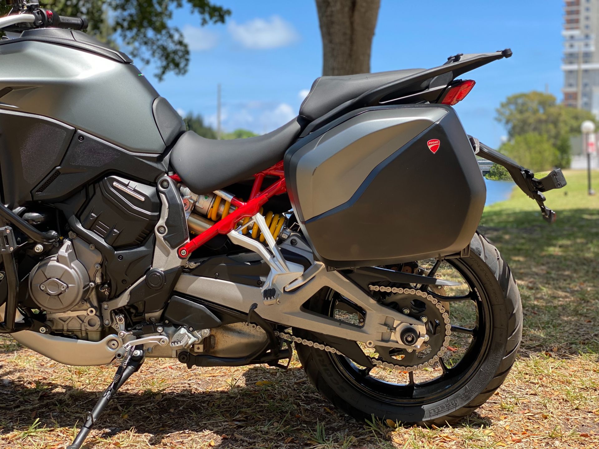 2021 Ducati Multistrada V4 S Travel & Radar in North Miami Beach, Florida - Photo 19
