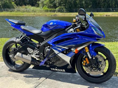 2008 Yamaha YZF-R6 in North Miami Beach, Florida - Photo 1