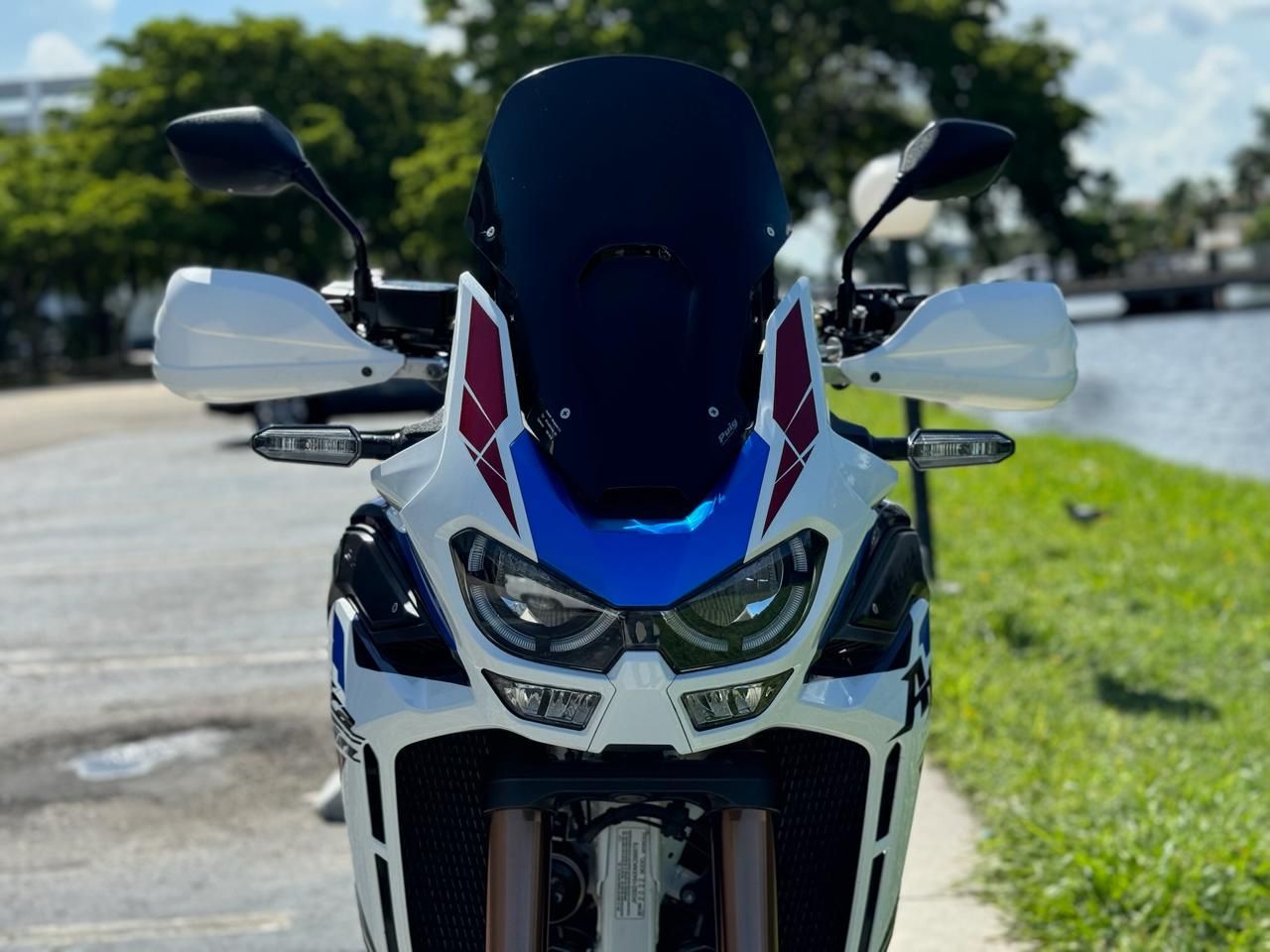 2022 Honda Africa Twin Adventure Sports ES DCT in North Miami Beach, Florida - Photo 7