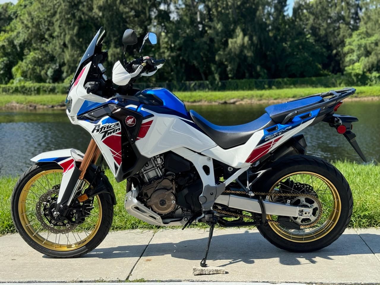 2022 Honda Africa Twin Adventure Sports ES DCT in North Miami Beach, Florida - Photo 13