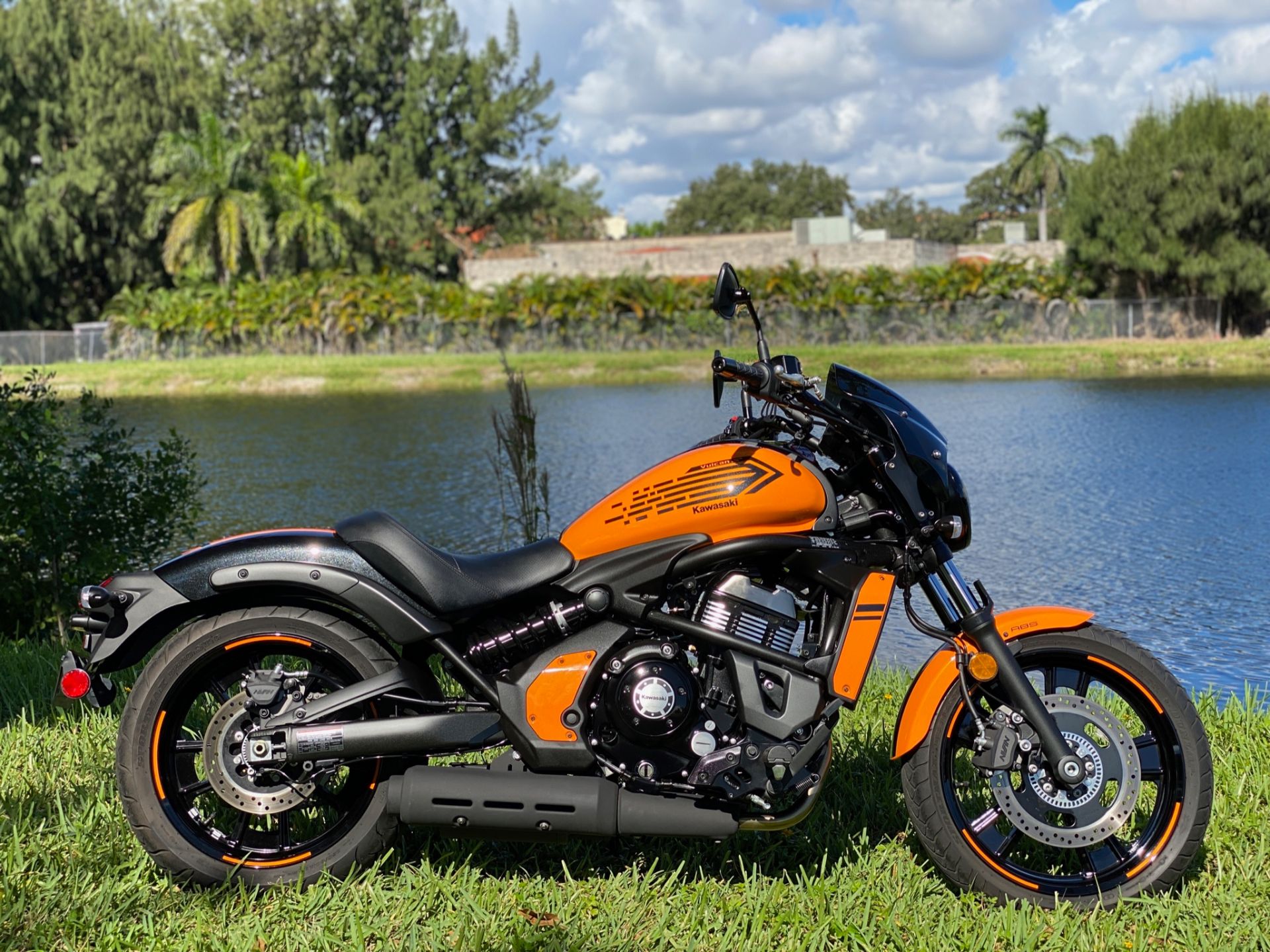 Certified Pre-Owned 2019 Kawasaki Vulcan S ABS Café Candy Steel Orange Metallic Spark Black | Motorcycles in North Miami Beach FL |