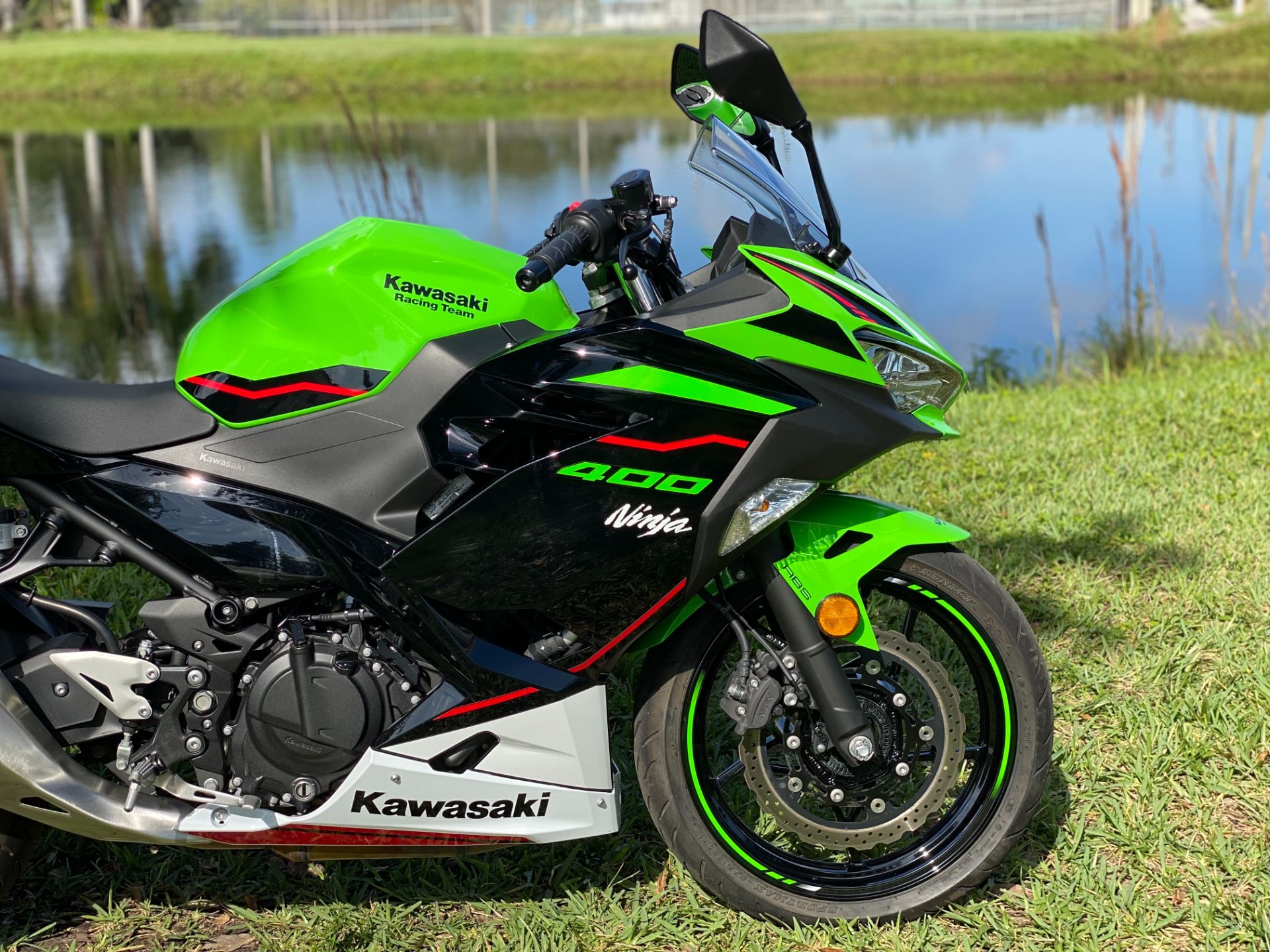 2022 Kawasaki Ninja 400 ABS KRT Edition in North Miami Beach, Florida - Photo 6