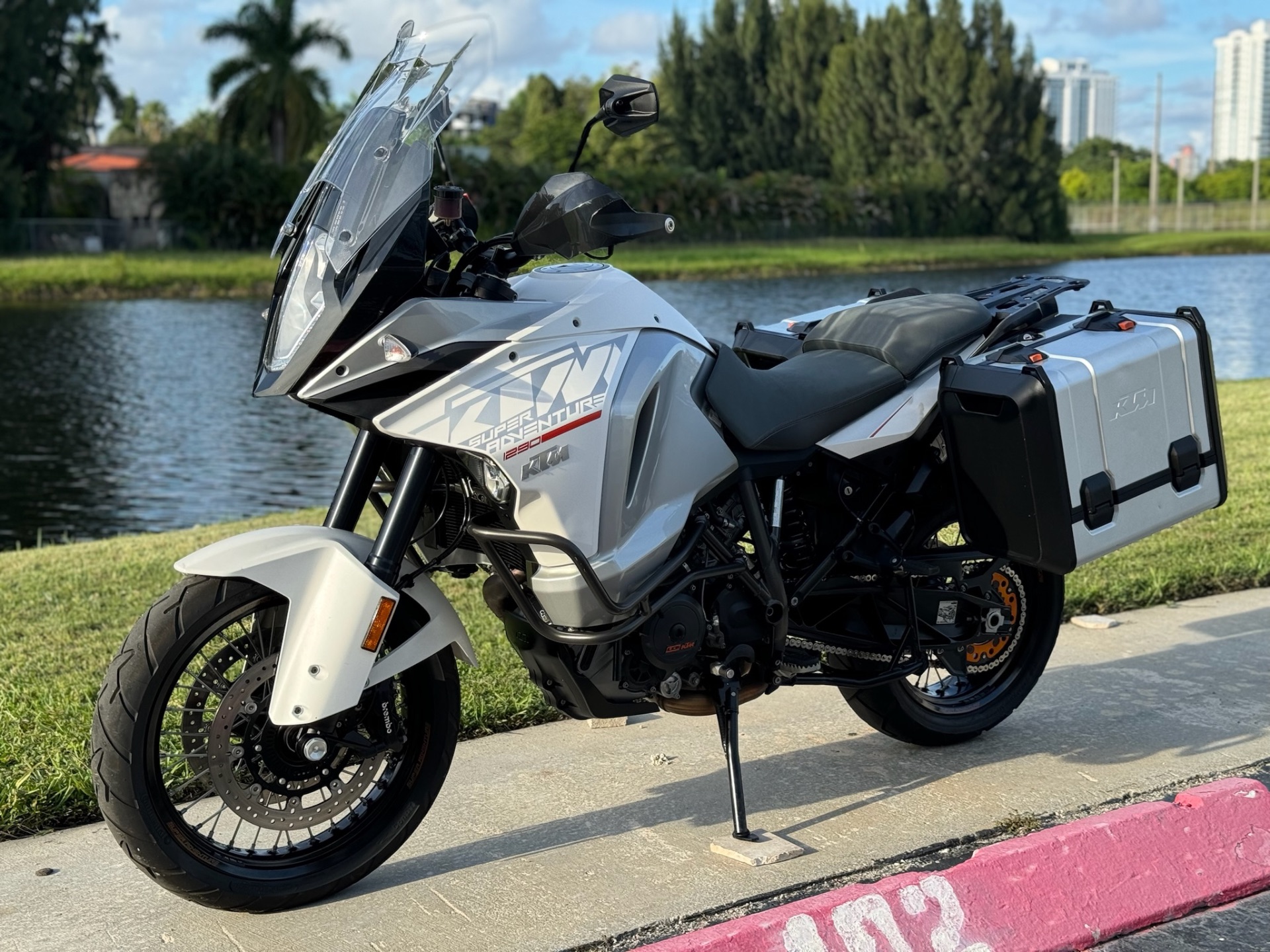 2016 KTM 1290 Super Adventure in North Miami Beach, Florida - Photo 12