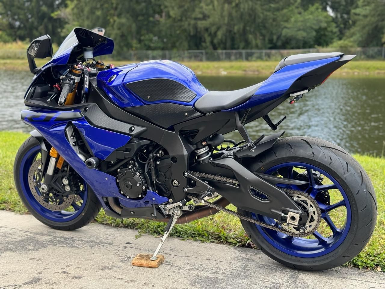 2018 Yamaha YZF-R1 in North Miami Beach, Florida - Photo 16