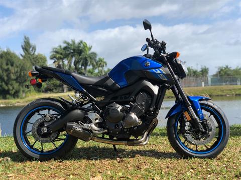 2016 Yamaha FZ-09 in North Miami Beach, Florida - Photo 3