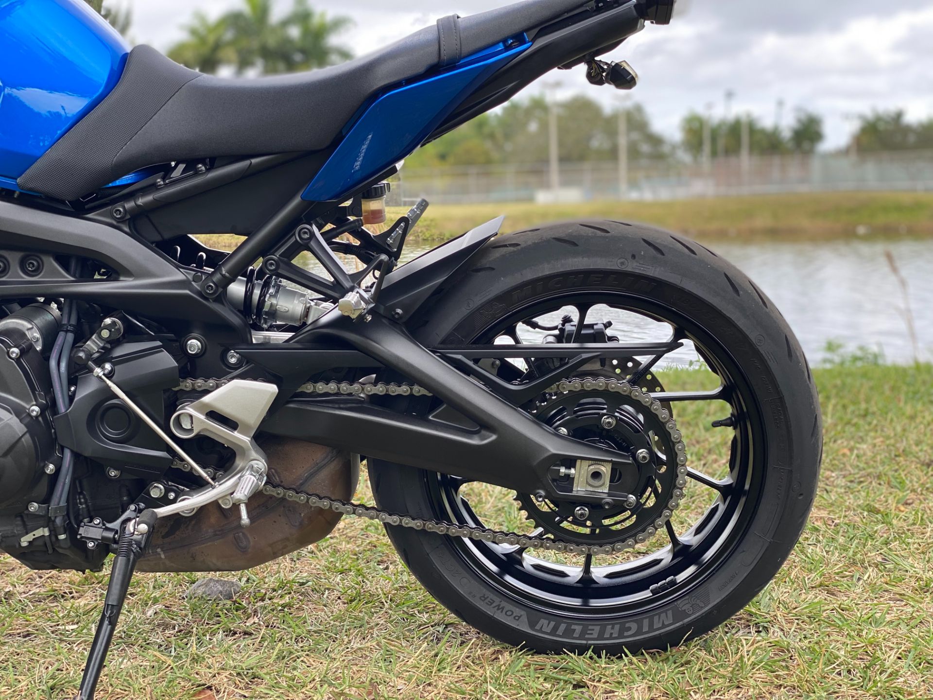 2016 Yamaha FZ-09 in North Miami Beach, Florida - Photo 20