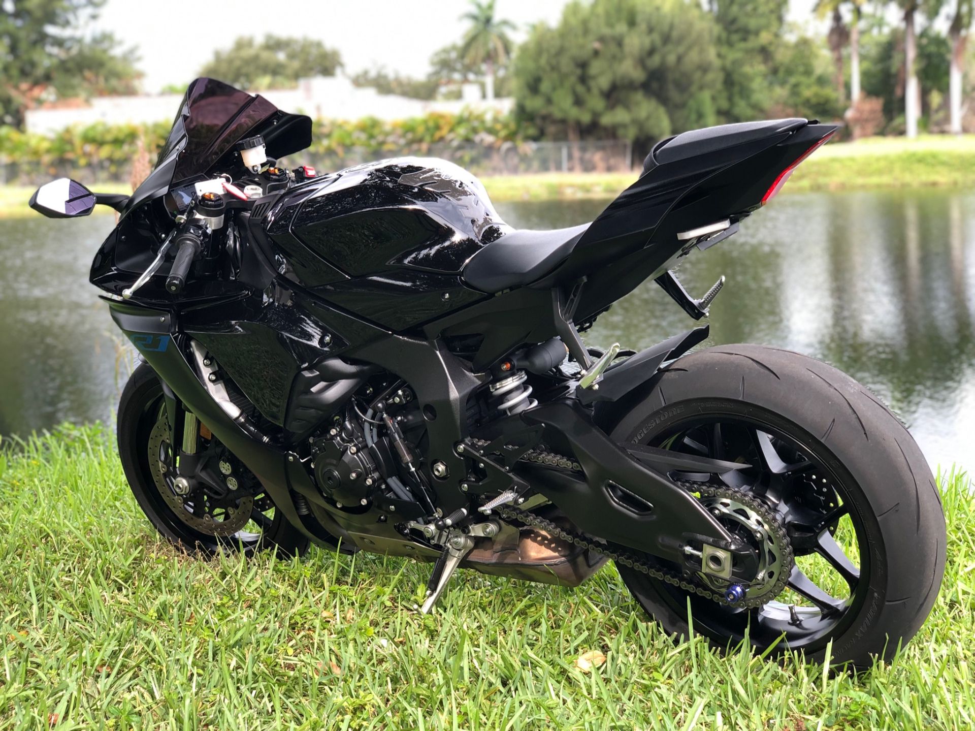 Certified Pre-Owned 2020 Yamaha YZF-R1 Raven | Motorcycles in 