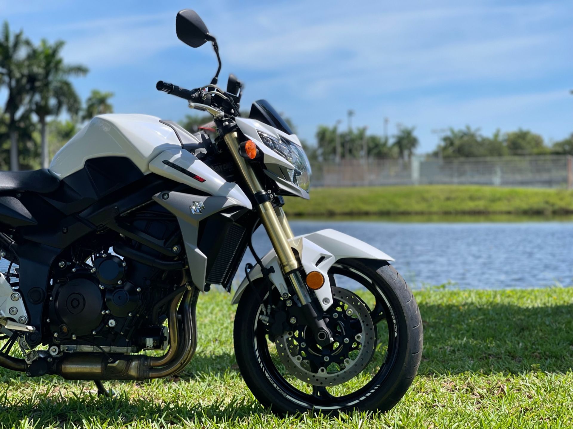 2016 Suzuki GSX-S750 in North Miami Beach, Florida - Photo 5