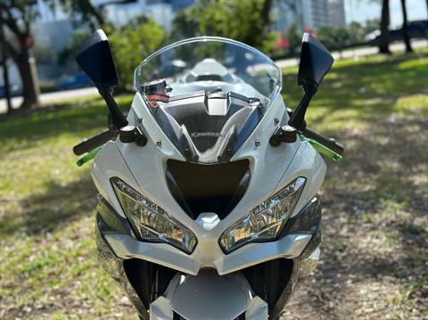 2021 Kawasaki Ninja ZX-6R in North Miami Beach, Florida - Photo 11
