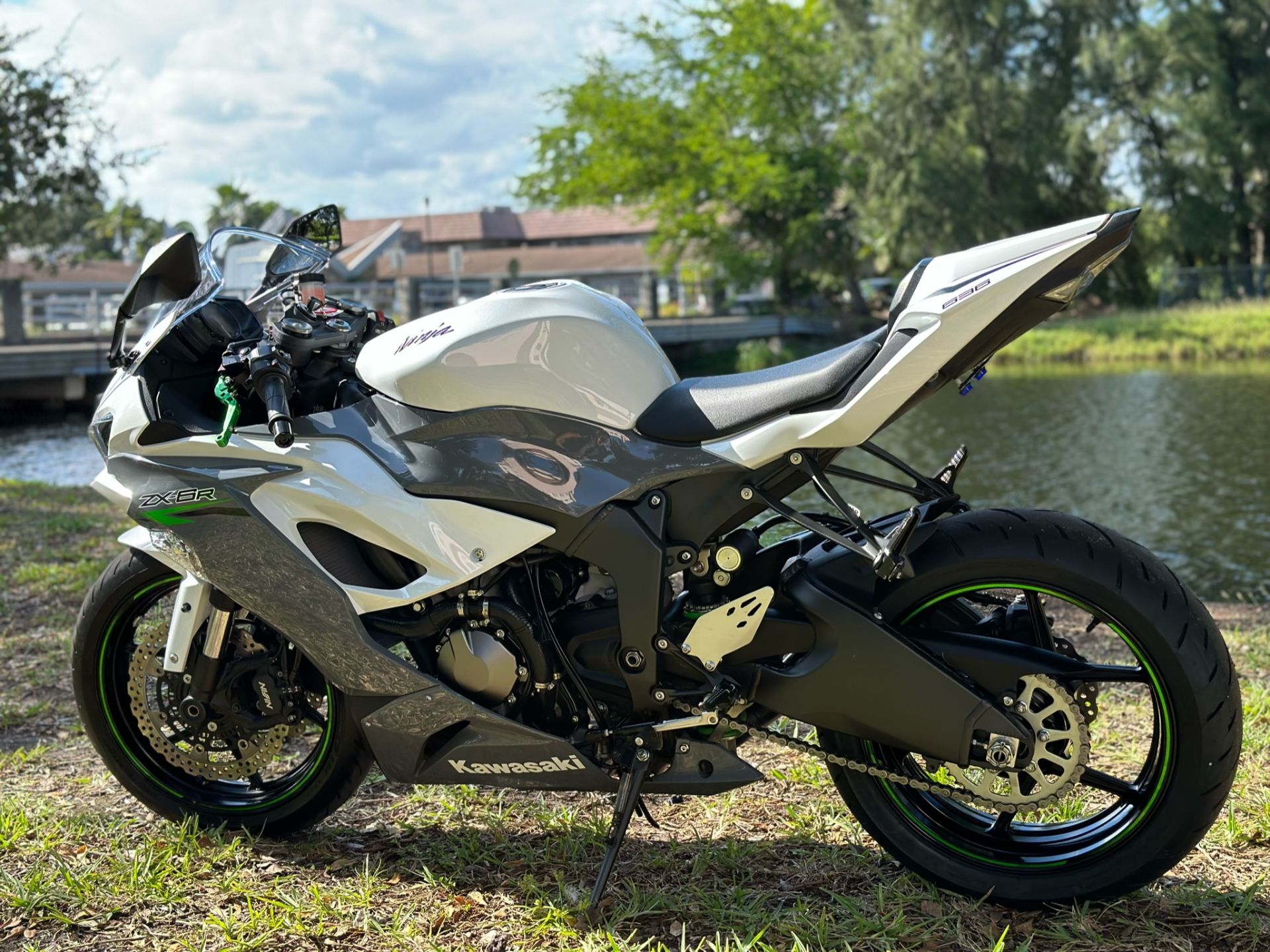 2021 Kawasaki Ninja ZX-6R in North Miami Beach, Florida - Photo 20
