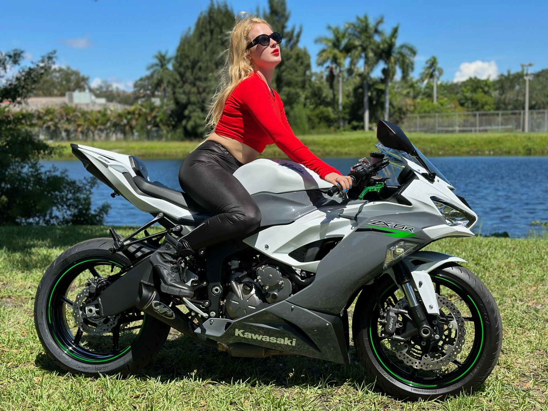 2021 Kawasaki Ninja ZX-6R in North Miami Beach, Florida - Photo 5