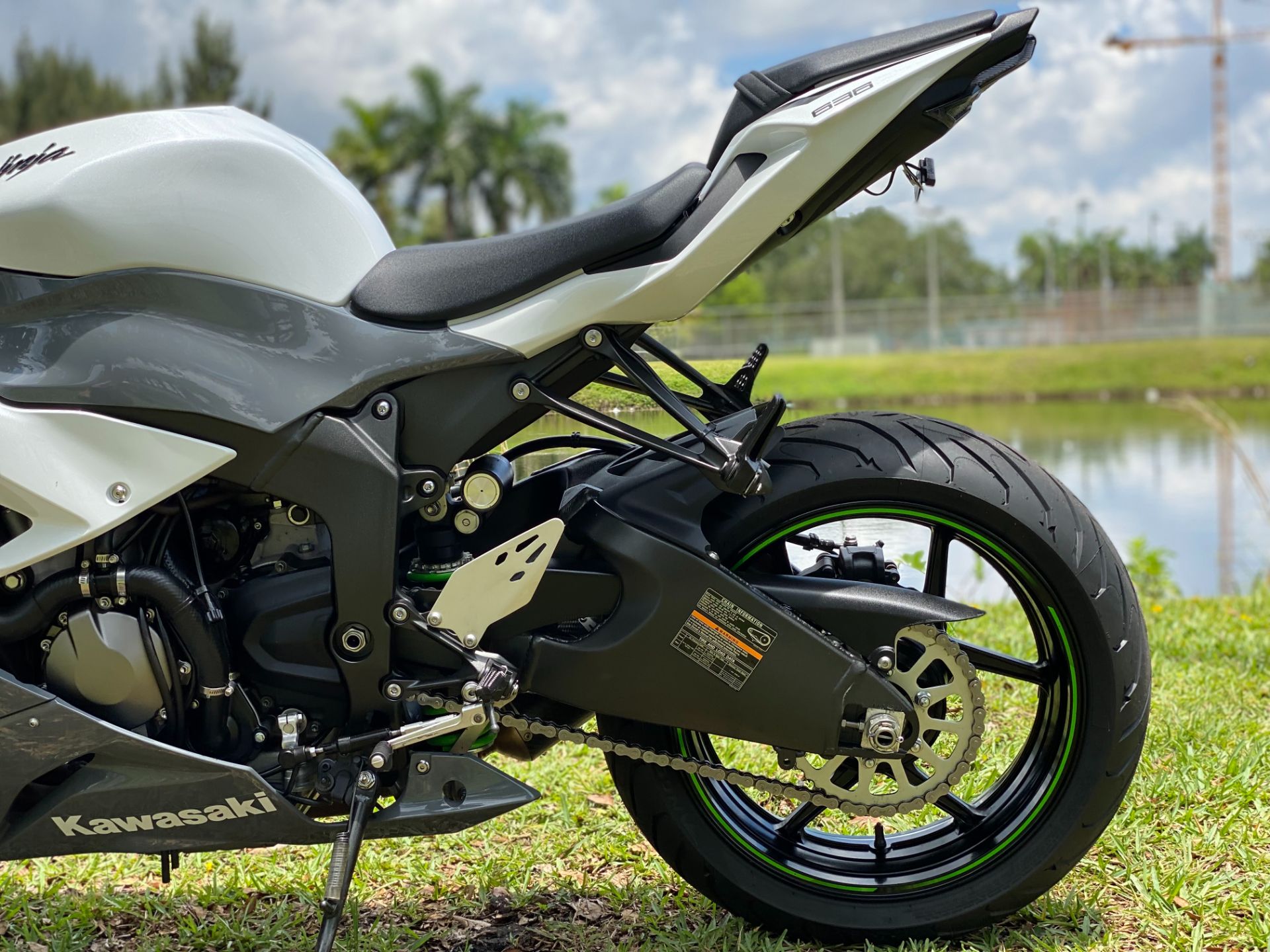 2021 Kawasaki Ninja ZX-6R in North Miami Beach, Florida - Photo 20