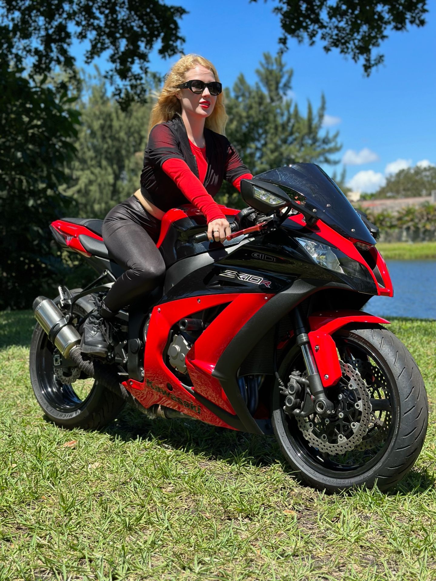 2012 Kawasaki Ninja® ZX™-10R in North Miami Beach, Florida - Photo 2