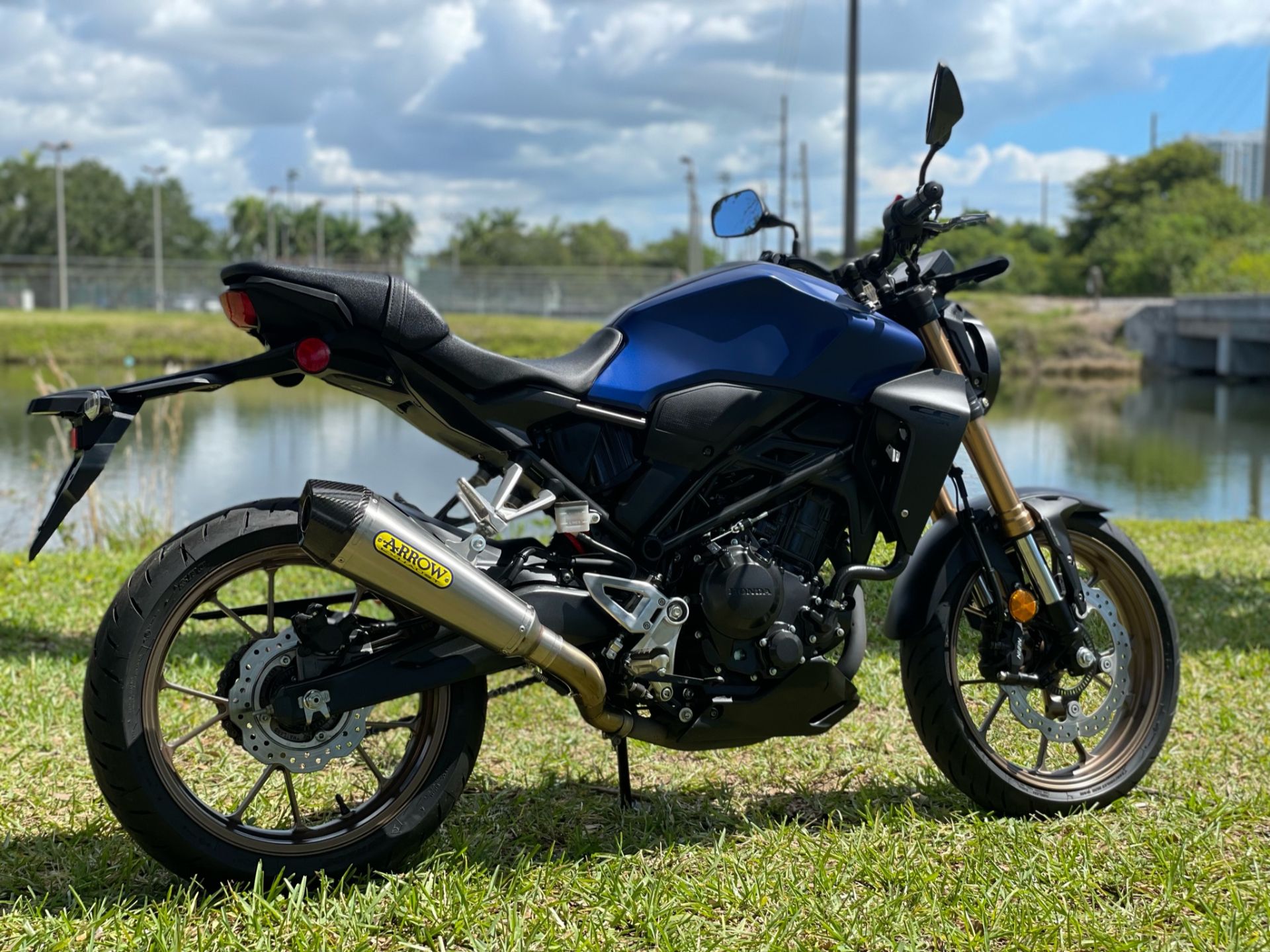 2020 Honda CB300R ABS in North Miami Beach, Florida - Photo 3