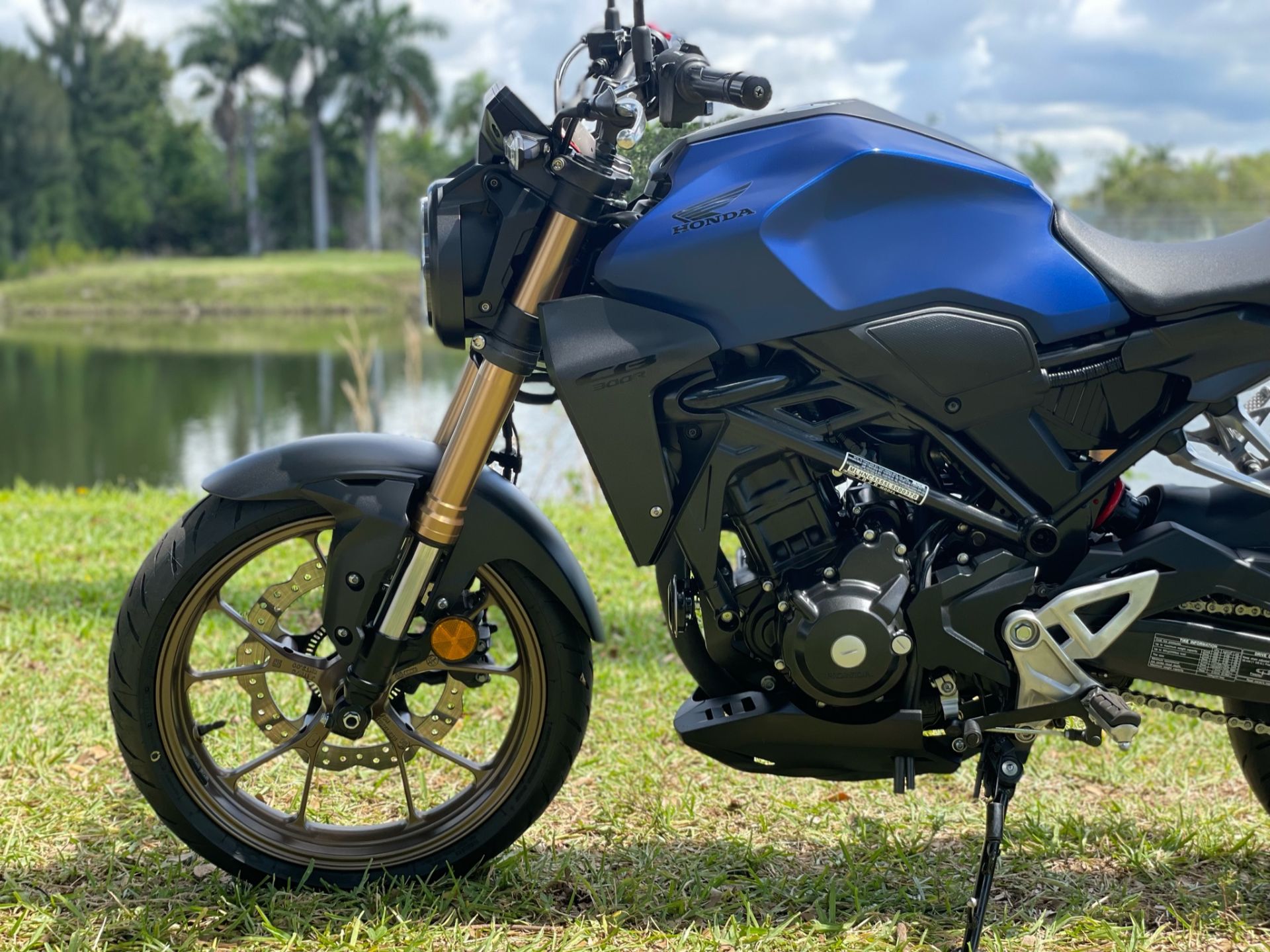 2020 Honda CB300R ABS in North Miami Beach, Florida - Photo 21