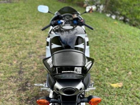 2016 Honda CBR600RR in North Miami Beach, Florida - Photo 10