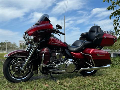 2019 Harley-Davidson Electra Glide® Ultra Classic® in North Miami Beach, Florida - Photo 12