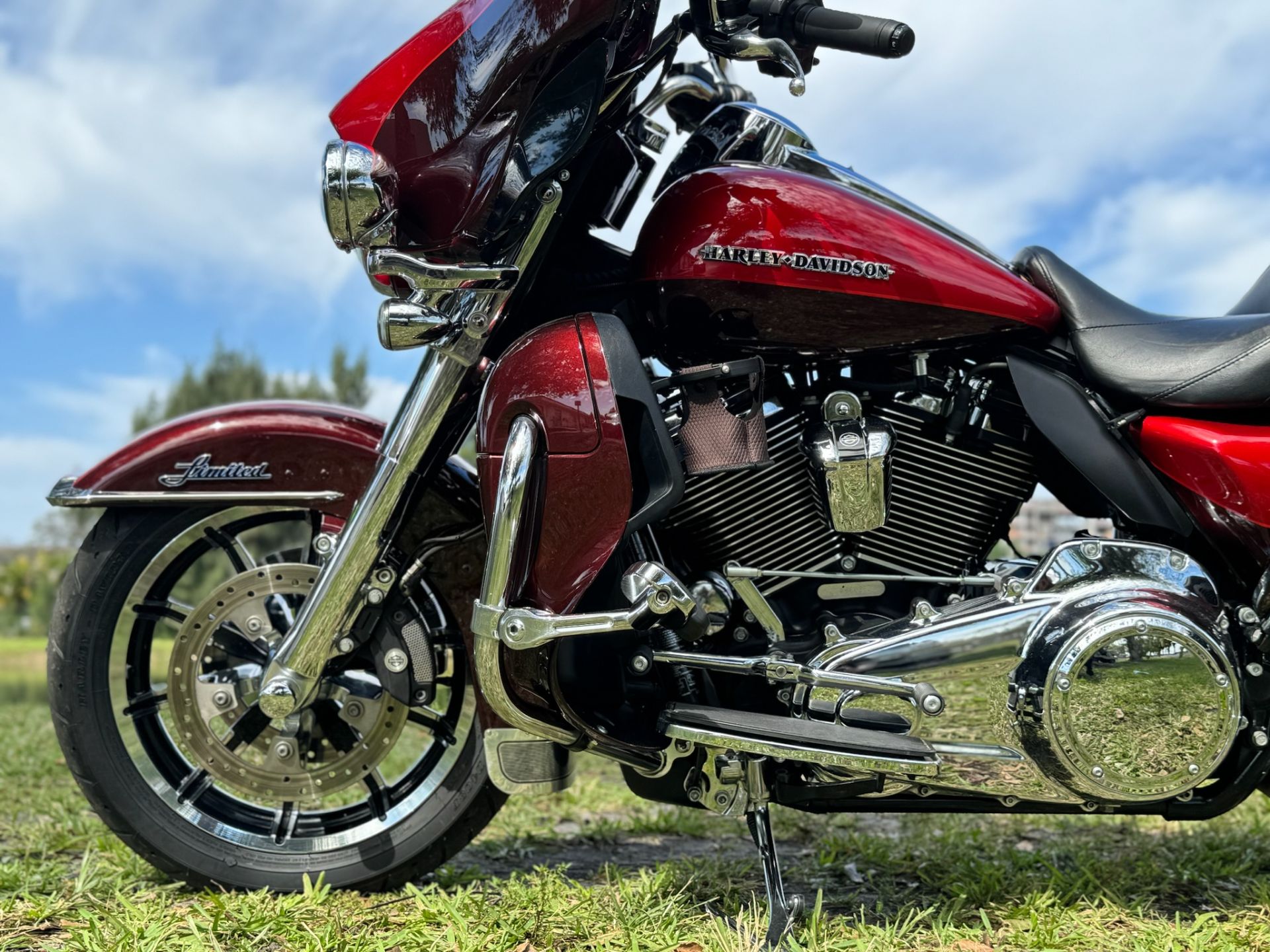 2019 Harley-Davidson Electra Glide® Ultra Classic® in North Miami Beach, Florida - Photo 15