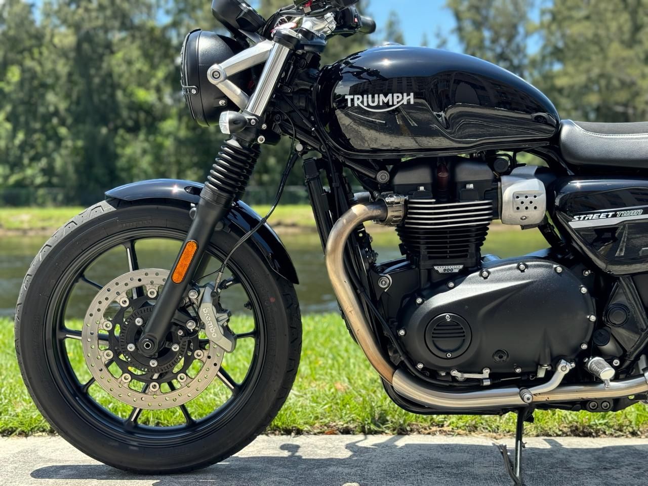 2020 Triumph Street Twin in North Miami Beach, Florida - Photo 15