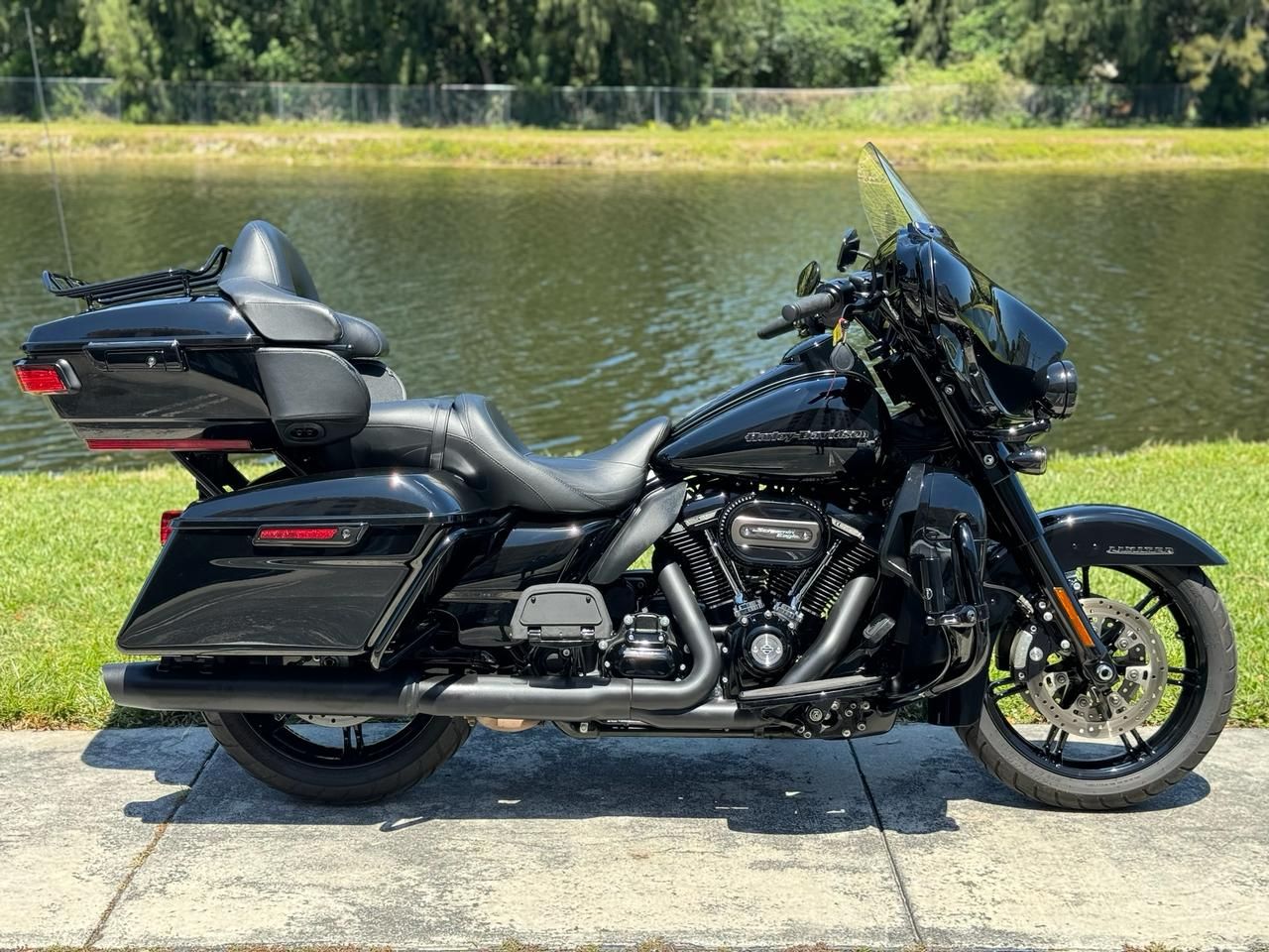 2021 Harley-Davidson Ultra Limited in North Miami Beach, Florida - Photo 3