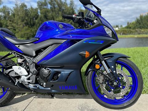 2023 Yamaha YZF-R3 ABS in North Miami Beach, Florida - Photo 6