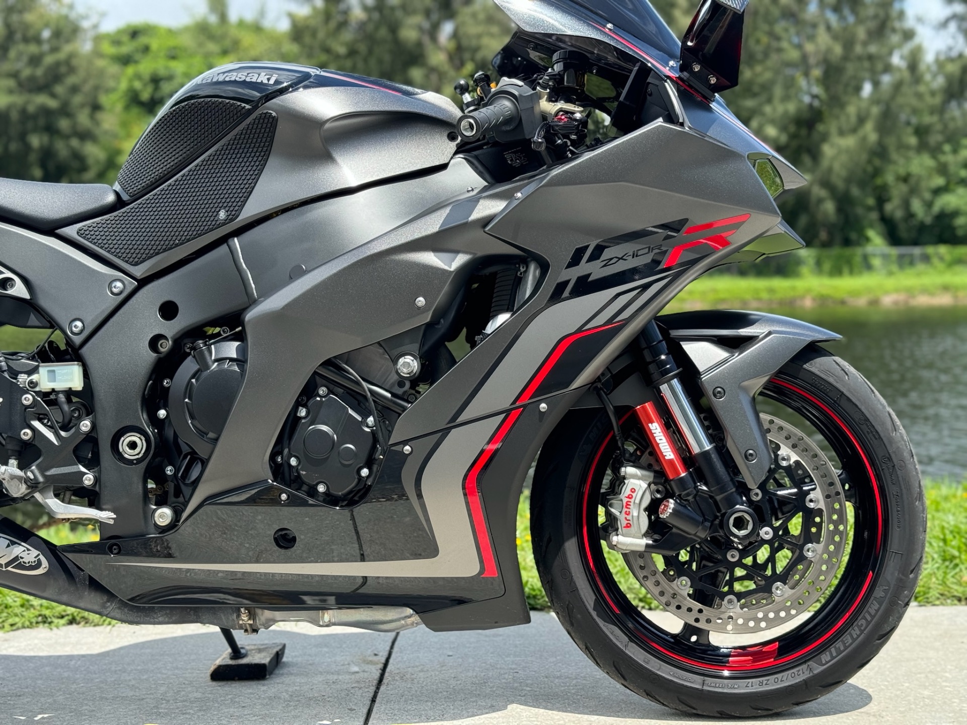 2022 Kawasaki Ninja ZX-10R in North Miami Beach, Florida - Photo 5