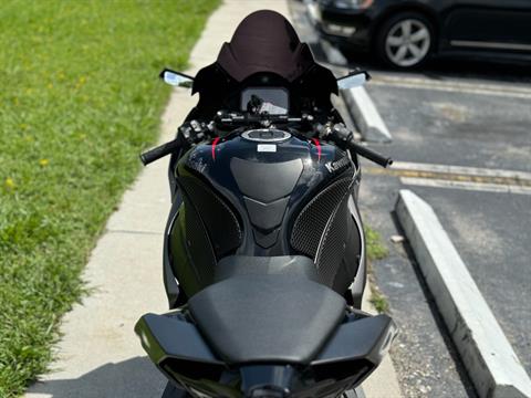 2022 Kawasaki Ninja ZX-10R in North Miami Beach, Florida - Photo 11