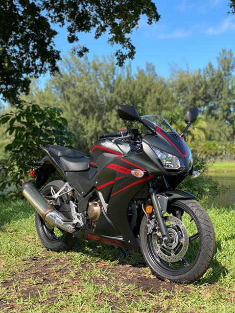 2019 Honda CBR300R ABS in North Miami Beach, Florida - Photo 2