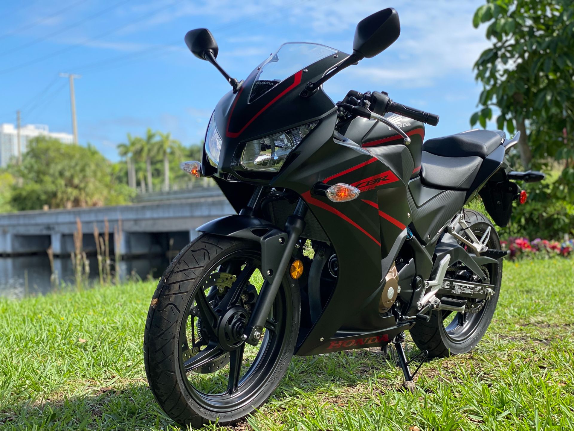 2019 Honda CBR300R ABS in North Miami Beach, Florida - Photo 18