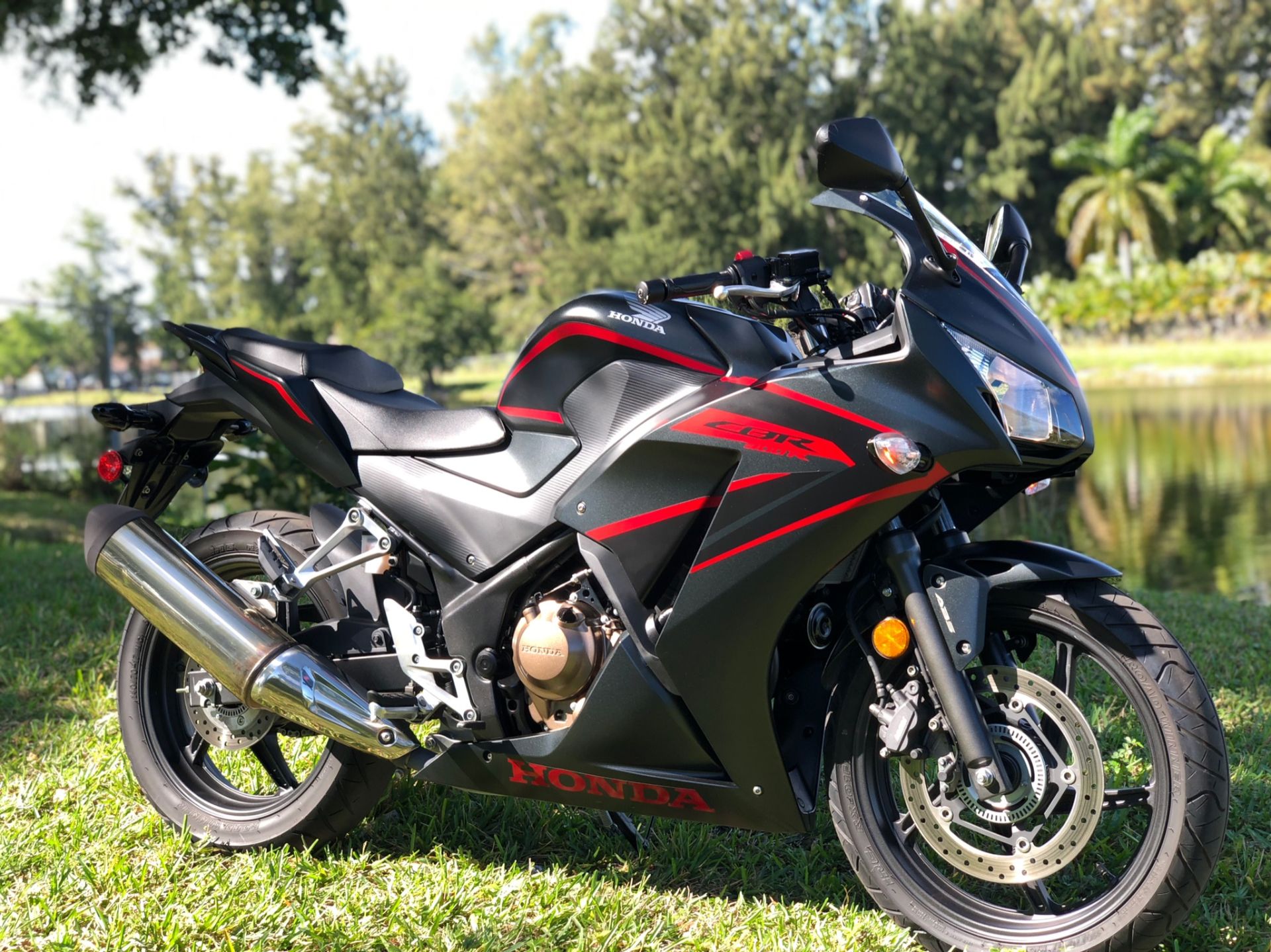 2019 Honda CBR300R ABS in North Miami Beach, Florida - Photo 1