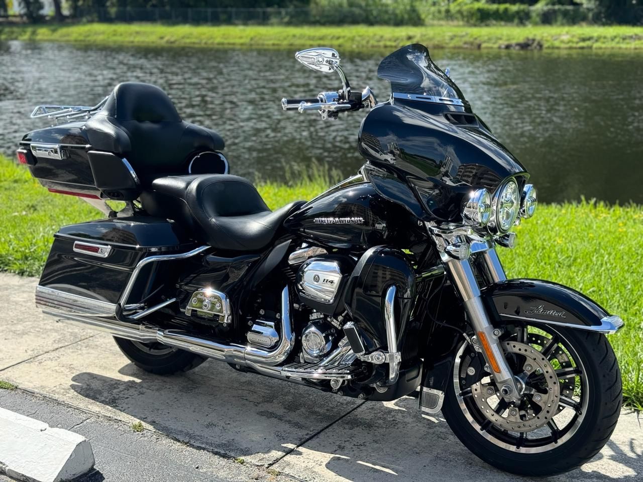 2019 Harley-Davidson Electra Glide® Ultra Classic® in North Miami Beach, Florida - Photo 1